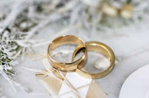Obrączki ślubne - wybór idealnej biżuterii na wesele