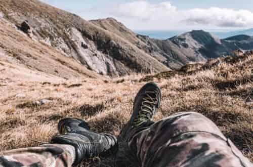 Jak dobrać buty trekkingowe - poradnik dla początkujących wędrówkarzy